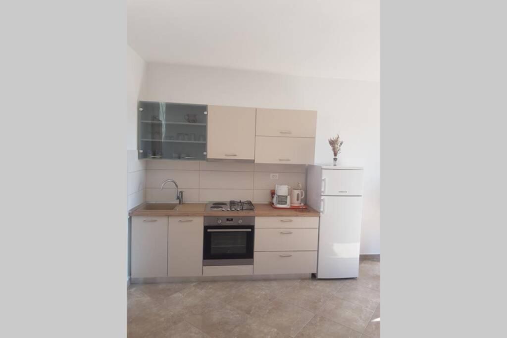 House Nena Διαμέρισμα Μεντουλίν Εξωτερικό φωτογραφία